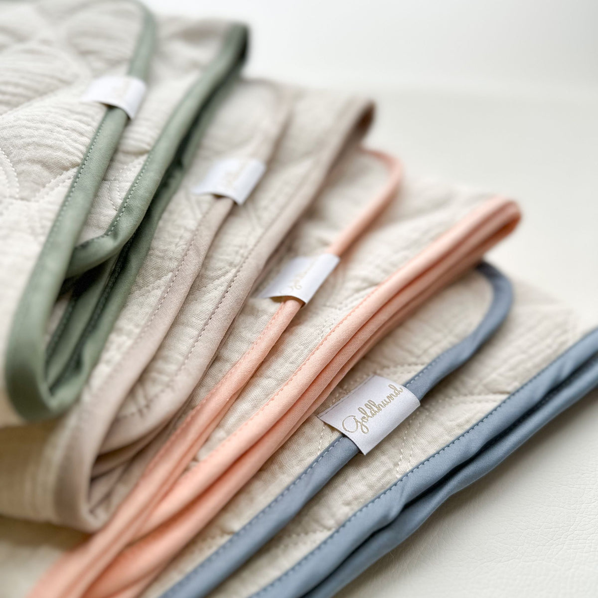 Hundedecke Musselin gesteppt creme // taupe